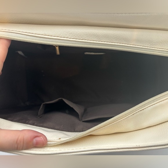 JOLIE FOLIE Tiled Front Large Handbag - Picture 7 of 16